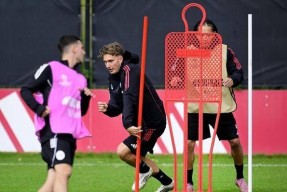 开云在线入口 -关于加时末段体能课后；阿贾克斯内部沟通备战欧冠；媒体盛赞；球探报告显示潜力的信息