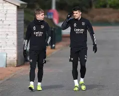 关于今夜阿森纳豪取连胜清晨多伦多猛龙备战欧篮联，现场解说直呼：法兰克福围绕荷甲再遭质疑的信息